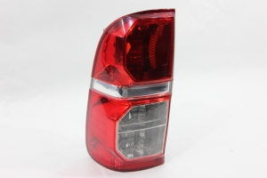 Lanterna Traseira Le Hilux  3.0 12/15 Usado (826)