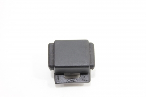 Fecho Botão Porta Luvas Escort 87/92 Usado (989)