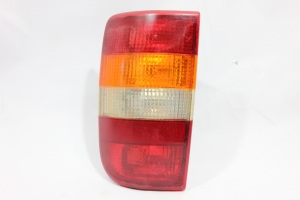 Lanterna Traseira Le Blazer 95/00 Usado (977)