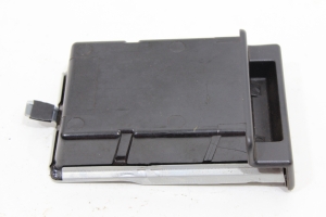 Cinzeiro Painel Central L300 Original Mb423352