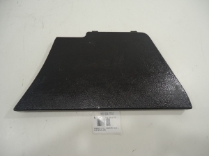 Acabamento Lateral Traseiro Rav4 05/12 Le com Detalhe Usado