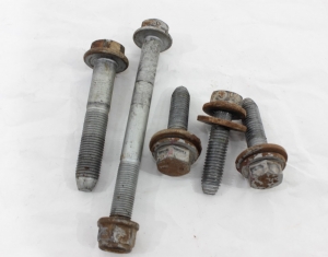 Parafuso Suspensão Tras Ld Jg Duster 12/17 Usado (547)