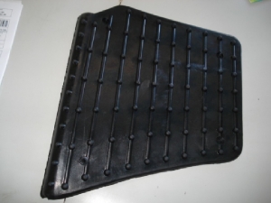 Tapete Degrau Grande Vw Medio/Pesado 00/... Worker Titan Preto Inf Le