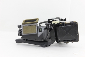 Caixa Ar Quente com Radiador F-250 99/12 Usado (225)