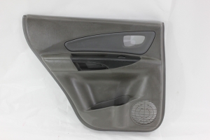Forro Porta Tras Le 2.7 V6 Gasolina Tucson 05/15 Usado (981)