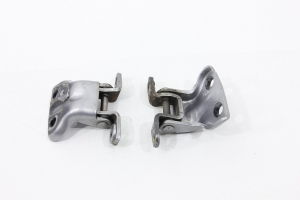 Dobradiça Porta Tras Le Par Mitsubishi Pajero Sport 2006-2011 Usado (838)
