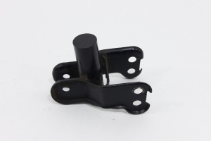 Suporte Base Amortecedor Tras Pajero Tr4 10/15 Usado (966)
