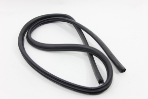 Borracha Porta Traseira Le Triton Hpe 08/15 Usado (580)