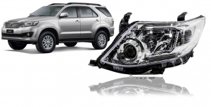 Farol Dianteiro Hilux Sw4 12/15 Le