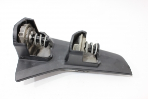Pé Suporte Retrovisor Diant Le Vw 11-180 Prime 18/22 Usado (230)