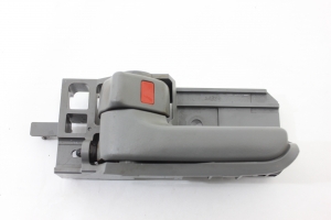 Maçaneta Interna Porta Tras Le Hilux 05/15 Usado (646)