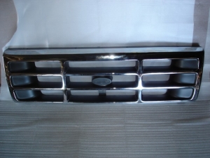 Grade Frontal F-1000 e F-4000 96/98 Cromada