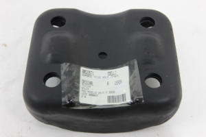 Suporte Feixe Mola Ld Hilux 16/20 Usado (571)