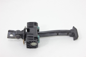 Limitador Porta Traseira Ld Amarok 10/16 Usado (552)