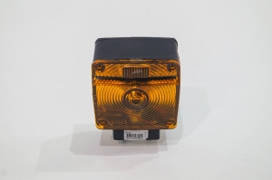 Lanterna Dianteira Toyota 75/00 Le