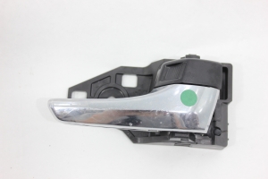 Maçaneta Interna Porta Diant Ld Hilux Sw4 16/20 Usado (578)