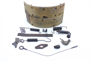 Sapatas e Lonas Freio Tras Kit Ld Pajero Sport 06/11 Usado (388)