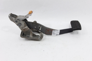 Pedal Freio Triton Hpe 08/15 Usado (668)