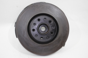 Montante Cubo Espelho Roda Diant Le Jeep Renegade 15/18 Usado (999)