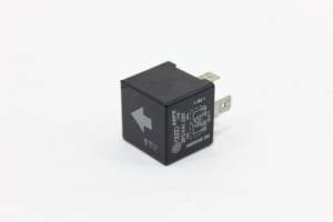 Relê Auxiliar Vw 8-150 05/11 Usado (755)