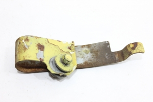Chapa Fechadura Capô F-1000 93/95 Usado (524)