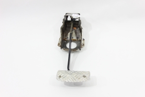 Pedal Freio com Suporte L200 Sport 04/11 Usado (160)