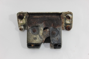 Fechadura Capô Traseiro Porta Mala Blazer 95/11 Usado (894)