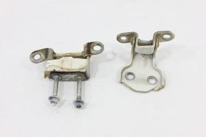 Dobradiça Porta Tras Ld Par Hilux Sr 02/04 Usado (729)