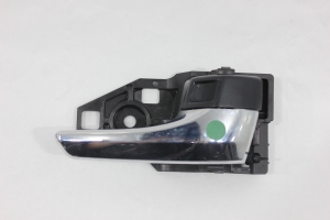 Maçaneta Interna Porta Tras Ld Hilux Sw4 16/20 Usado (546)