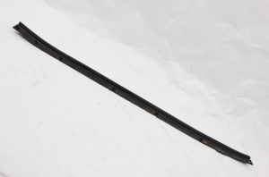Borracha Inf Fixa Porta Diant Ld Silverado 97/01 Usado (229)