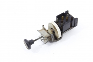Chave Botão Farol F-1000 72/92 Usado (156)