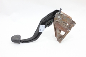 Pedal Freio com Suporte Amarok 10/16 Usado (612)