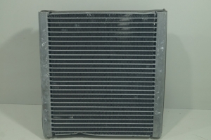Radiador Evaporador Ar Condicionado Creta 17/19 Usado C/ Detalhes