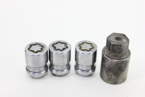 Porca Trava Anti Furto Jg Vitara 11/15 Usado (964)