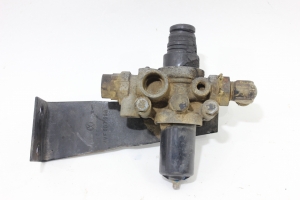 Válvula Reguladora Pressão Ar Vw 13-150 00/06 Usado (433)