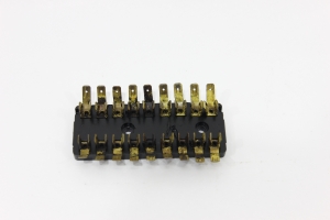 Caixa Fusível Interna Pequena D-10 64/84 Usado (213)