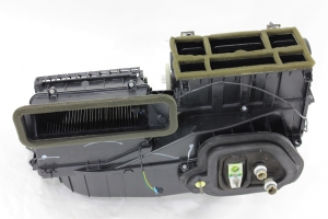 Caixa Evaporadora Ar Condicionado Tracker 12/16 Usado (711)