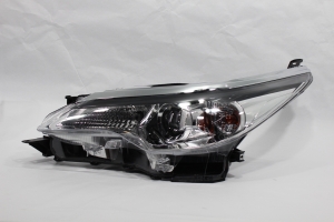 Farol Hilux Sw4 16/20 S/ Led Le