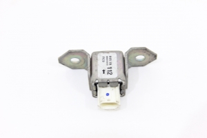 Sensor Air Bag Triton Hpe 08/15 Usado (223)