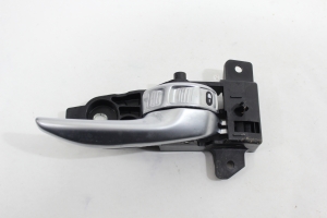 Maçaneta Int Porta Tras Ld Jeep Renegade 15/22 Usado (919)