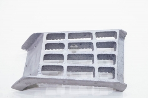 Estribo Inferior Vw 14.200/12.140/14.220/16.220 91/94 Le
