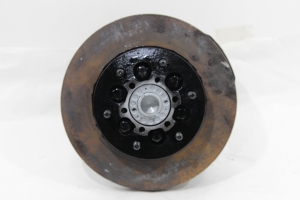 Montante Cubo Espelho Roda Diant Le S10 12/17 Usado (984)