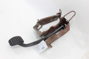 Pedal Freio com Suporte Duster 12/17 Usado (476)