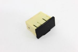 Conector Tomada Auxiliar Console Central Asx 10/16 Usado (762)