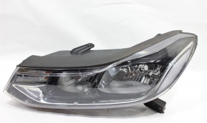 Farol Le Tracker 17/19 Usado (743)