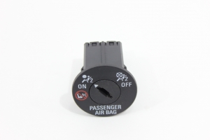Botão Passenger Air Bag Tracker 12/16 Usado (847)