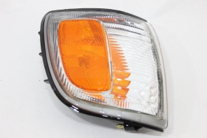 Lanterna Dianteira Hilux Sw4 99/03 Ld