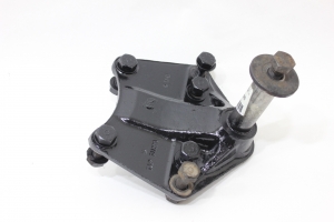 Suporte Feixe Mola Tras Ld (Parte Tras) Vw 8-150 05/12 Usado (379)