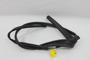 Canaleta Vidro Porta Diant Ld Hilux Sw4 16/20 Usado (587)