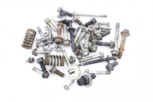 Parafuso Componetes Motor Jg Rav4 06/11 Usado (108)